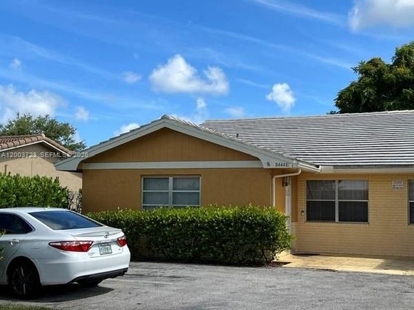 8444 NW 23rd Mnr, Unit E, Coral Springs, FL 33065