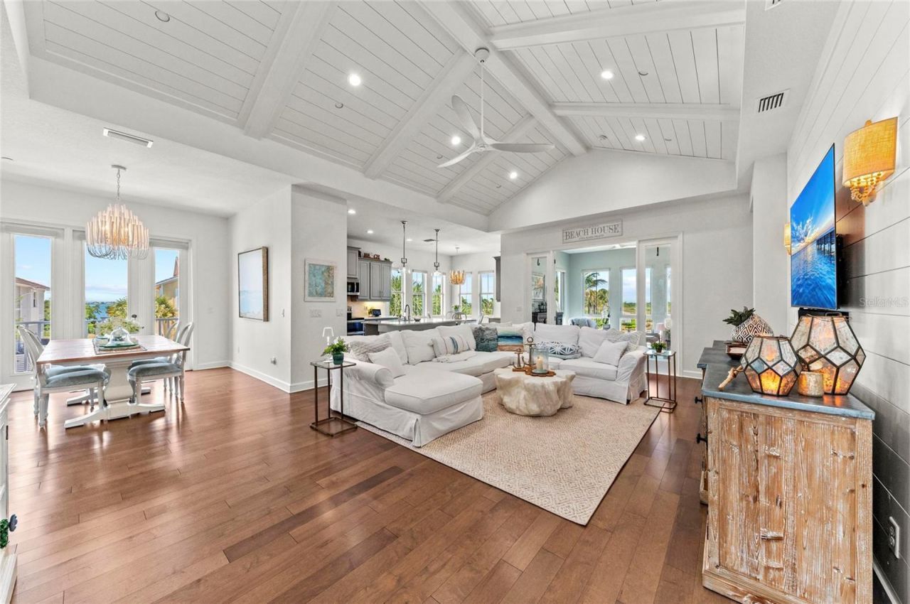 271 Saint Lucia Drive, Unit 202, Bradenton, FL 34209 Photo