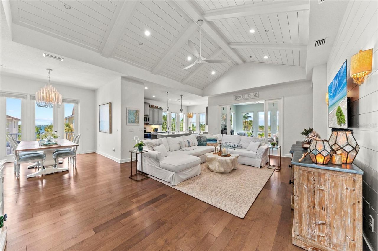 271 Saint Lucia Drive, Unit 202, Bradenton, FL 34209 Photo