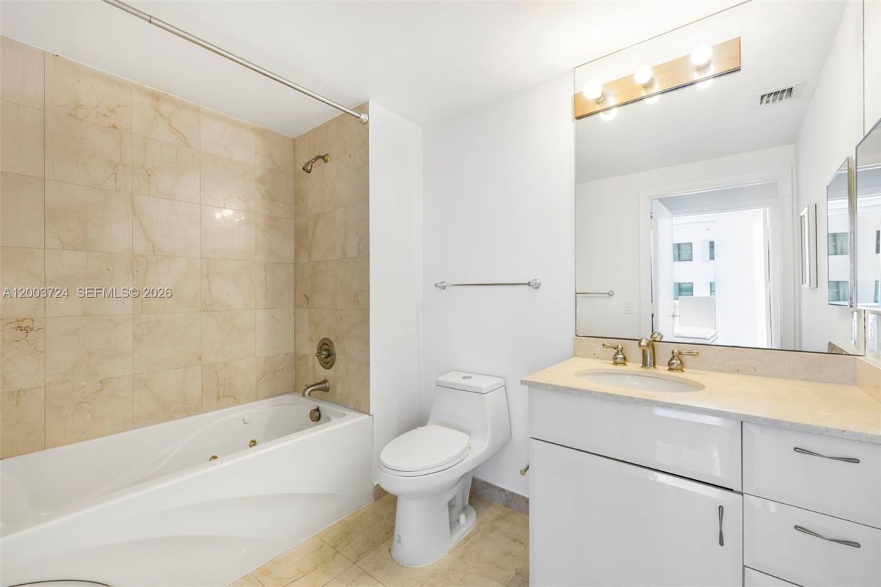 6365 Collins Ave, Unit 805, Miami Beach, FL 33141 Photo