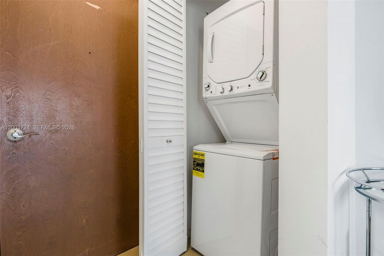 6365 Collins Ave , Unit 805, Miami Beach, FL 33141 Photo