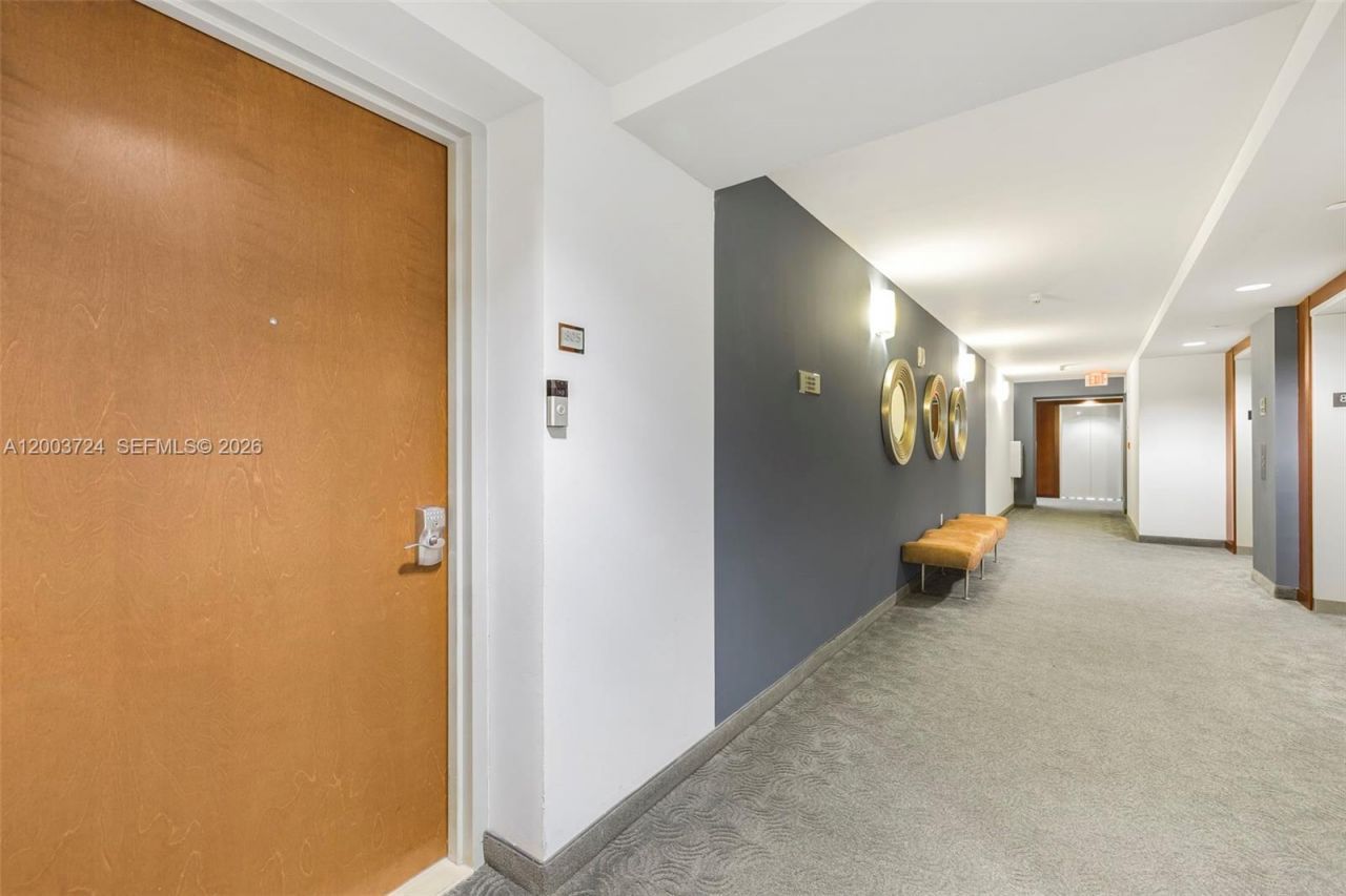6365 Collins Ave , Unit 805, Miami Beach, FL 33141 Photo