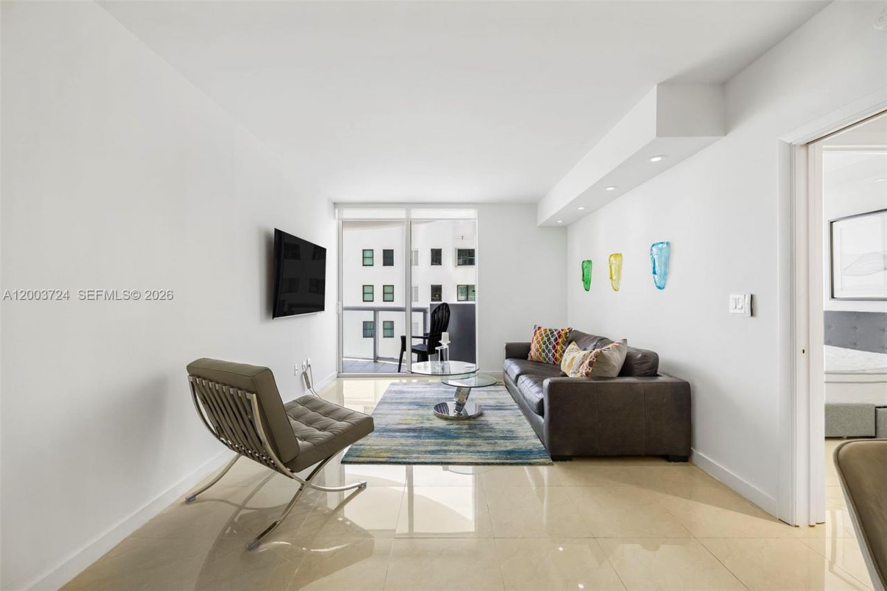 6365 Collins Ave , Unit 805, Miami Beach, FL 33141 Photo