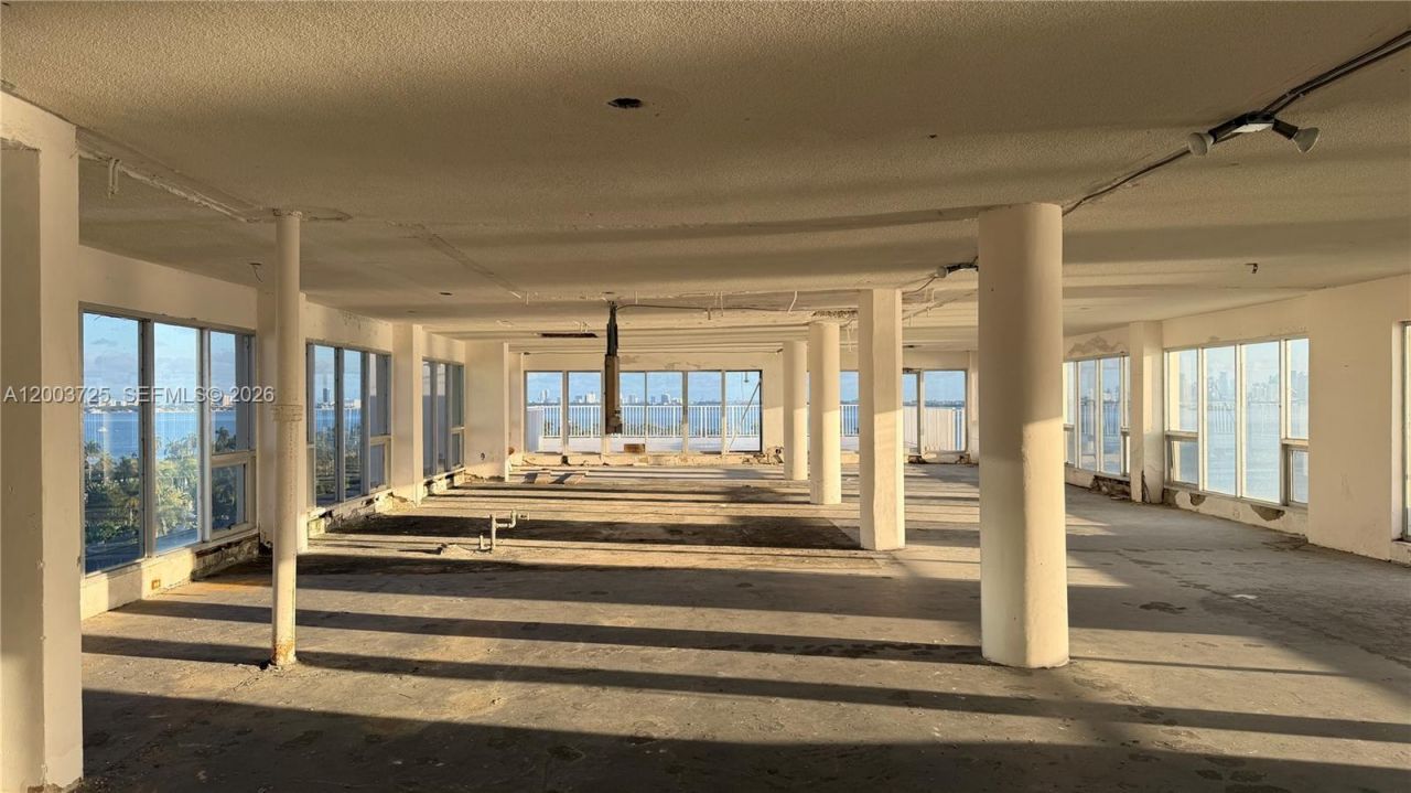 7904 West Dr , Unit PENTHOUSE, North Bay Village, FL 33141 Photo