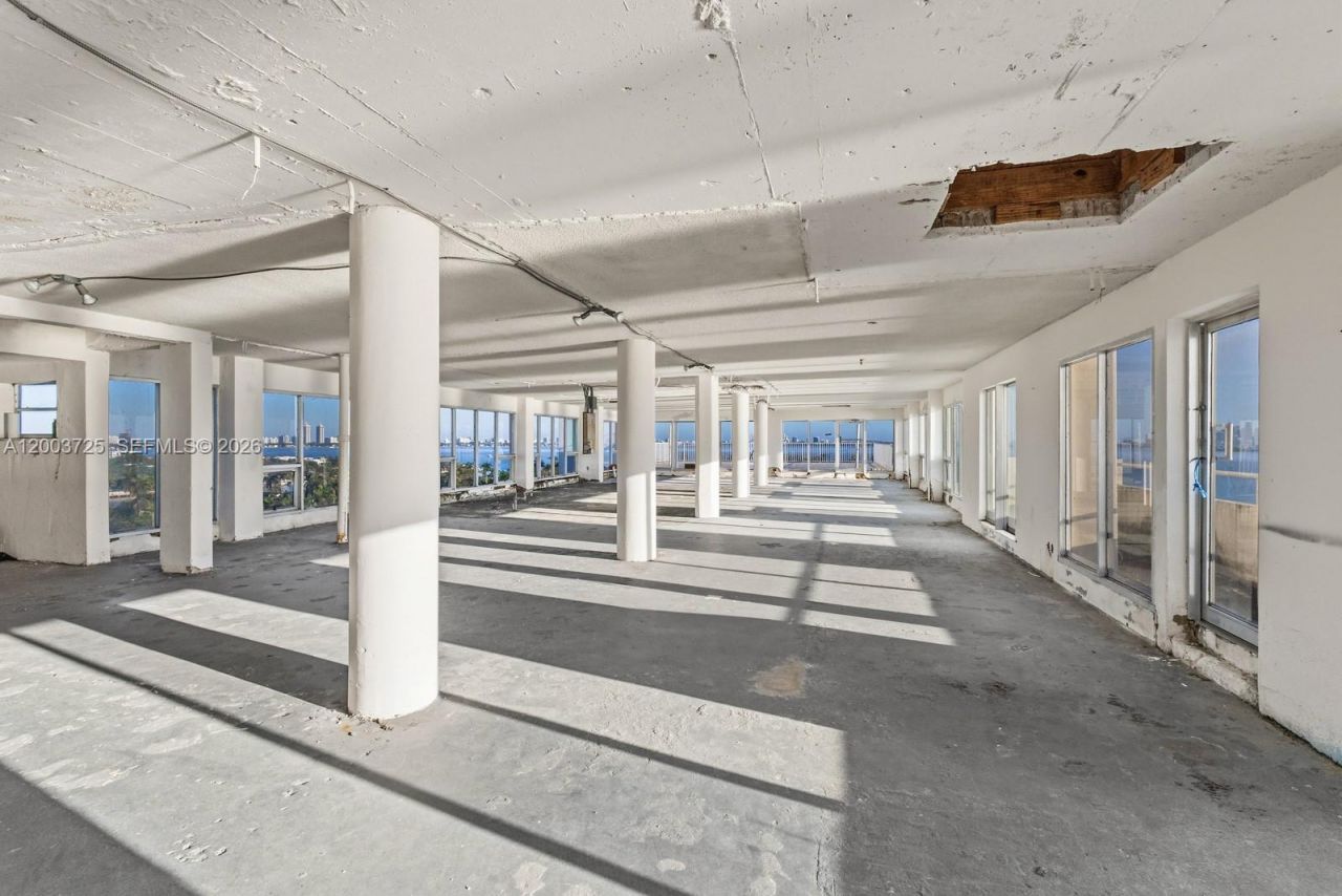 7904 West Dr , Unit PENTHOUSE, North Bay Village, FL 33141 Photo