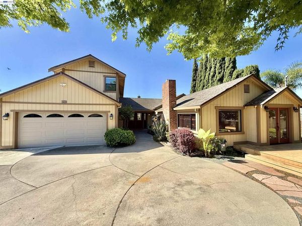 4429 James Ave , Castro Valley, CA 94546