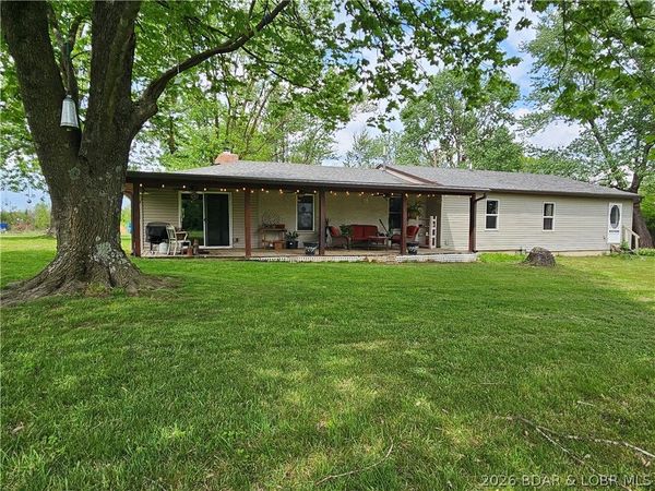 1014 Railroad Pond Road , Eldon, MO 65026