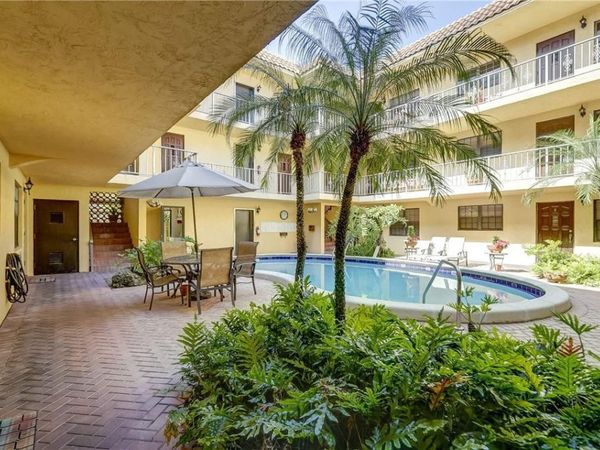 917 NE 16th Avenue, Unit 1, Fort Lauderdale, FL 33304