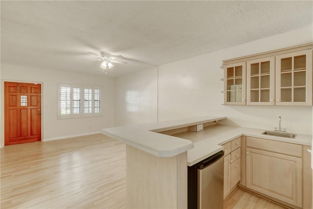 917 NE 16th Avenue, Unit 1, Fort Lauderdale, FL 33304 Photo