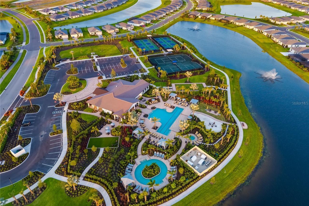 17485 Haysack Terrace , Bradenton, FL 34211 Photo