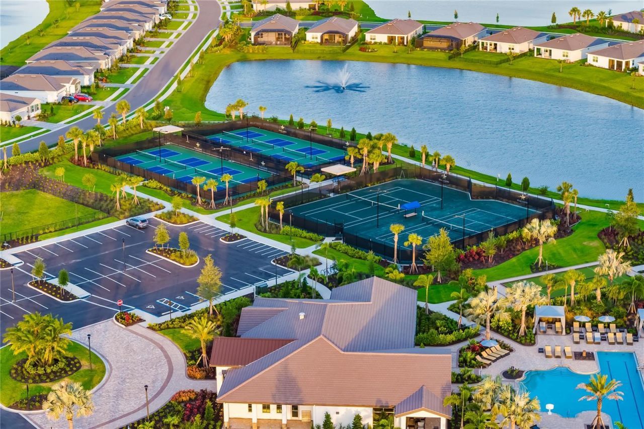 17485 Haysack Terrace , Bradenton, FL 34211 Photo