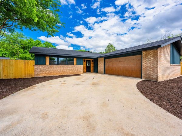 129 Willow Way, Kerrville, TX 78028