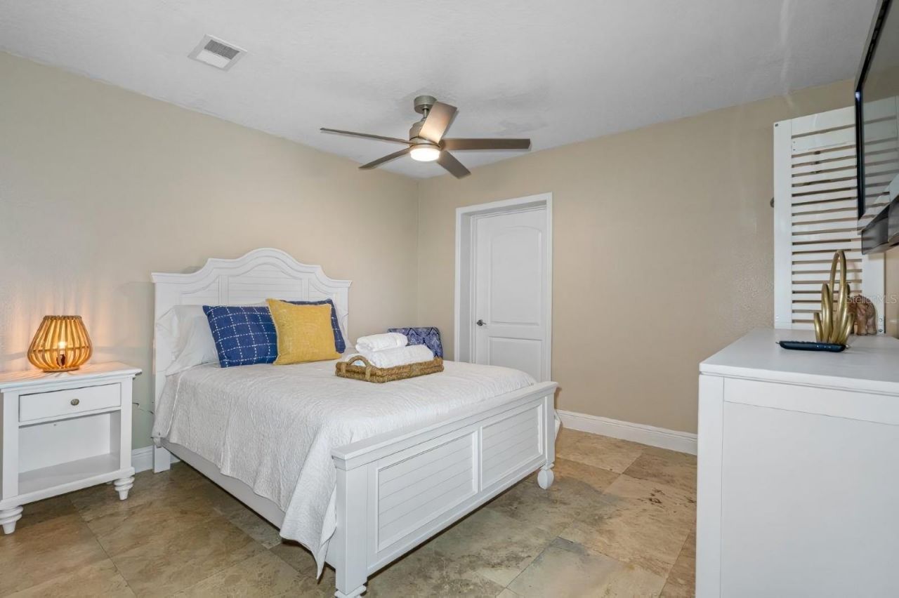 4501 N Jamaica Street, Tampa, FL 33614 Photo