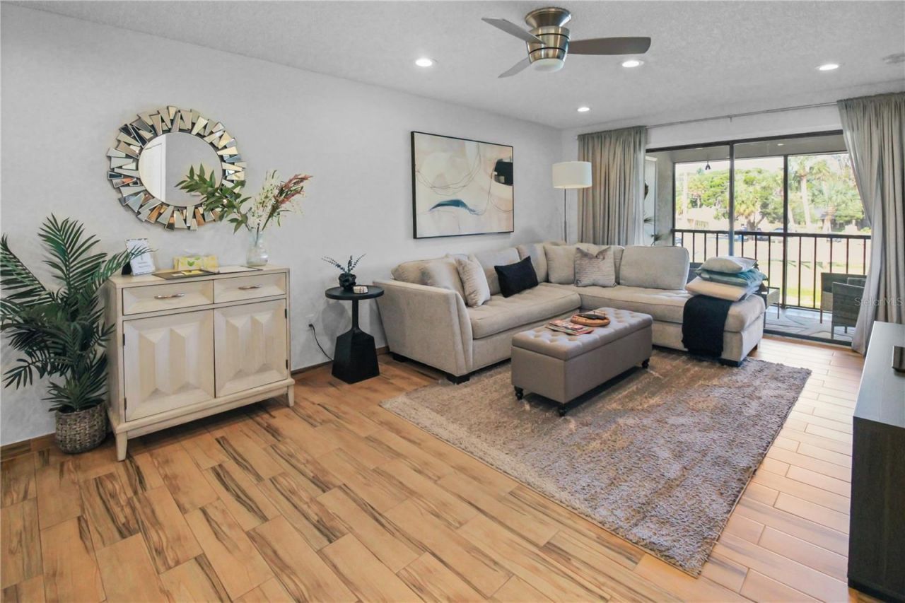 3001 58th Avenue S, Unit 408, Saint Petersburg, FL 33712 Photo
