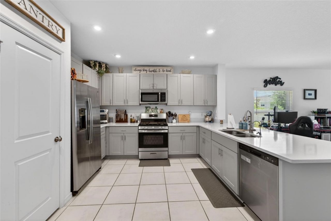 6239 Springmont Loop , Palmetto, FL 34221 Photo