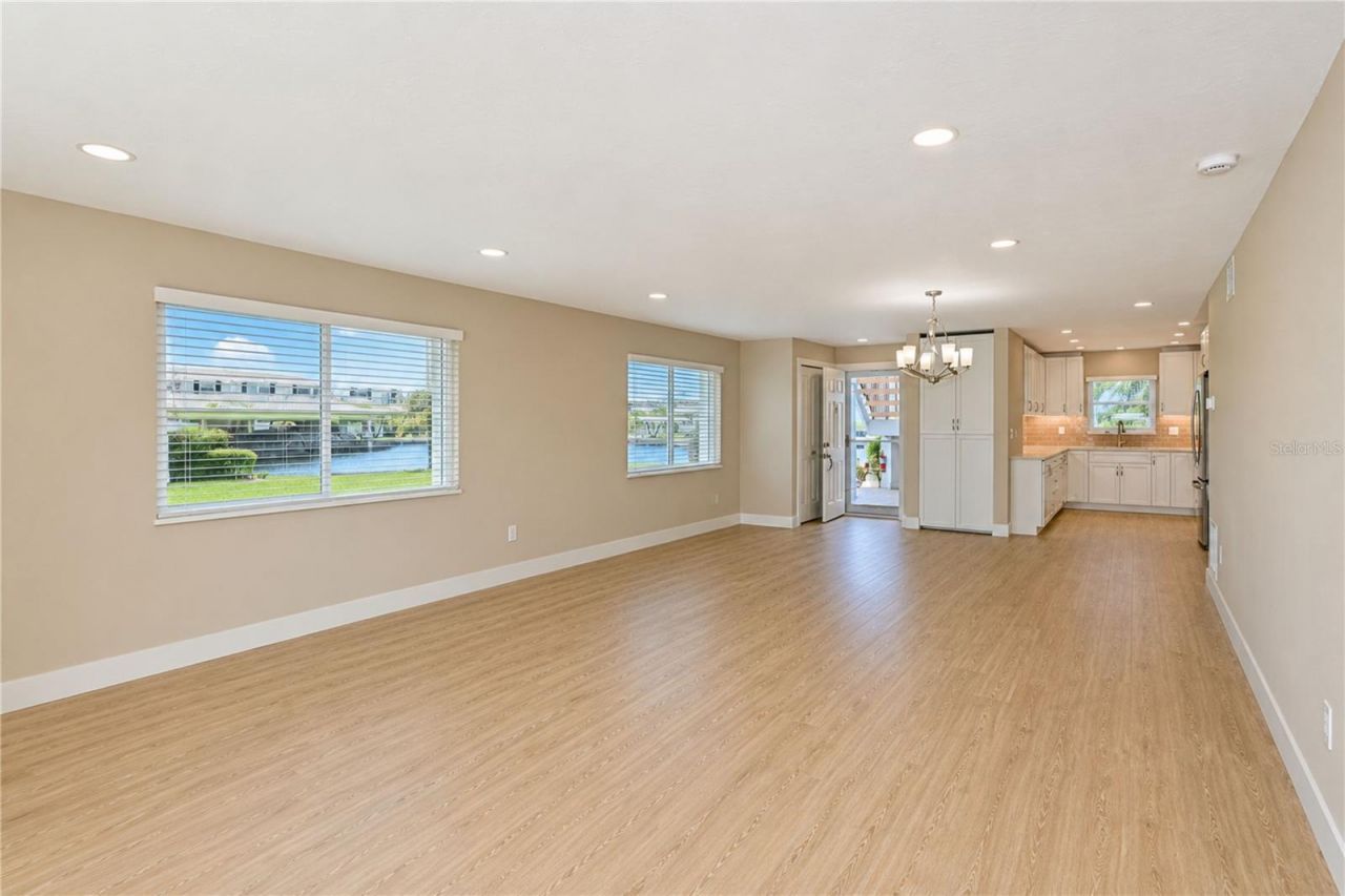 4857 Independence Drive, Bradenton, FL 34210 Photo