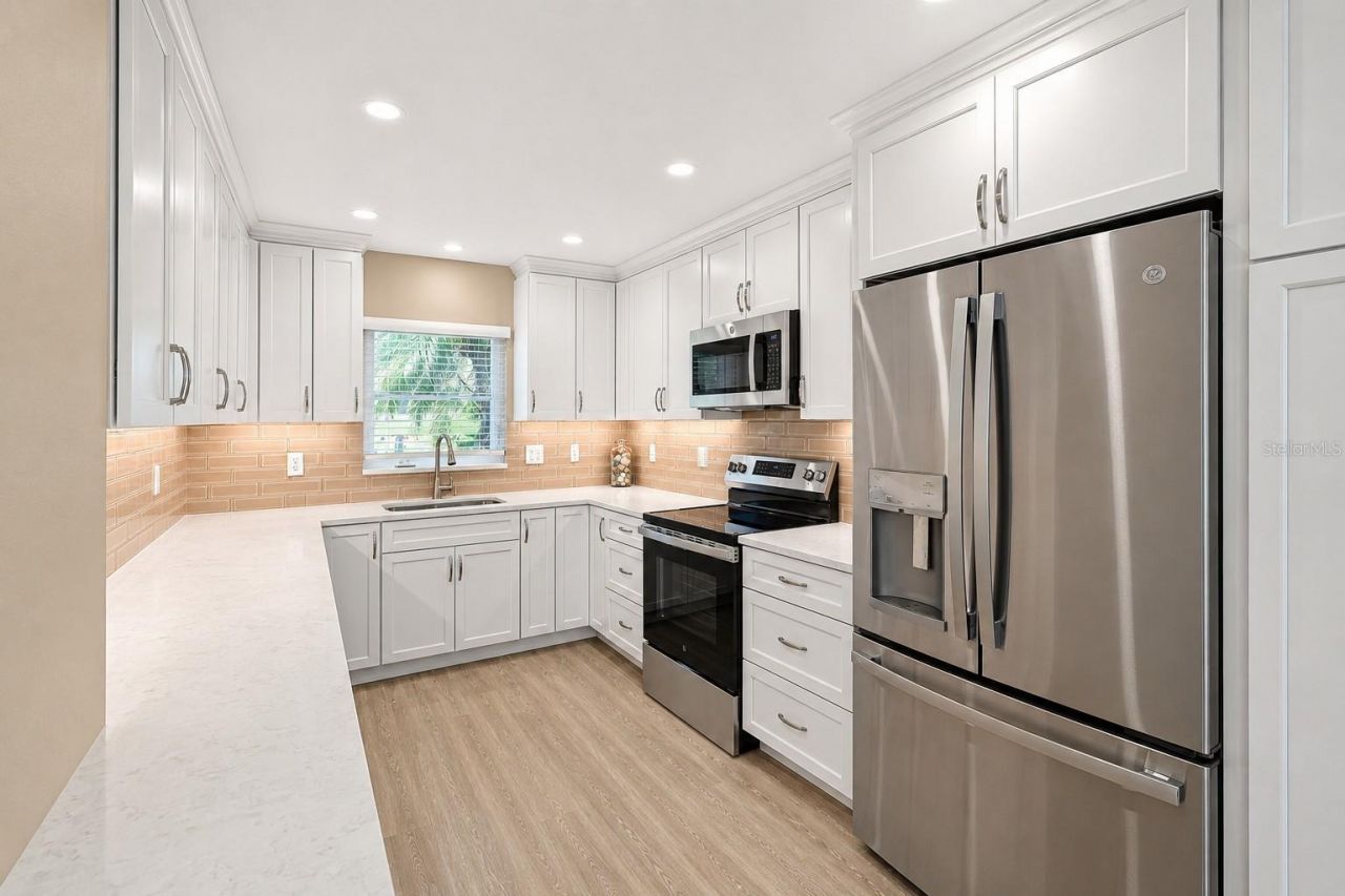 4857 Independence Drive, Bradenton, FL 34210 Photo