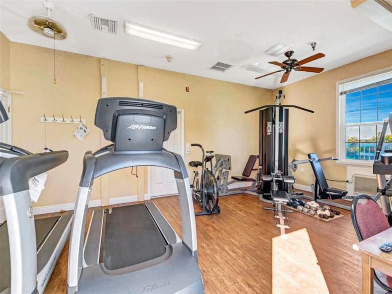 4857 Independence Drive, Bradenton, FL 34210 Photo