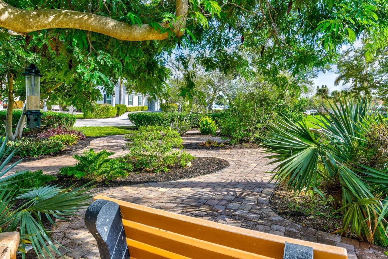 4857 Independence Drive, Bradenton, FL 34210 Photo