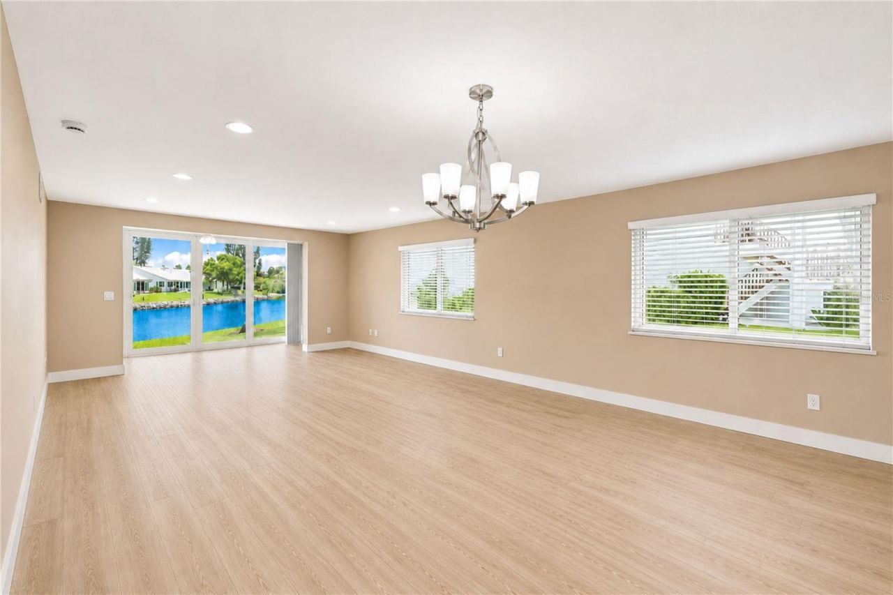 4857 Independence Drive, Bradenton, FL 34210 Photo