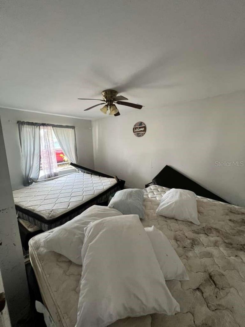 749 Siesta Drive , Sarasota, FL 34242 Photo