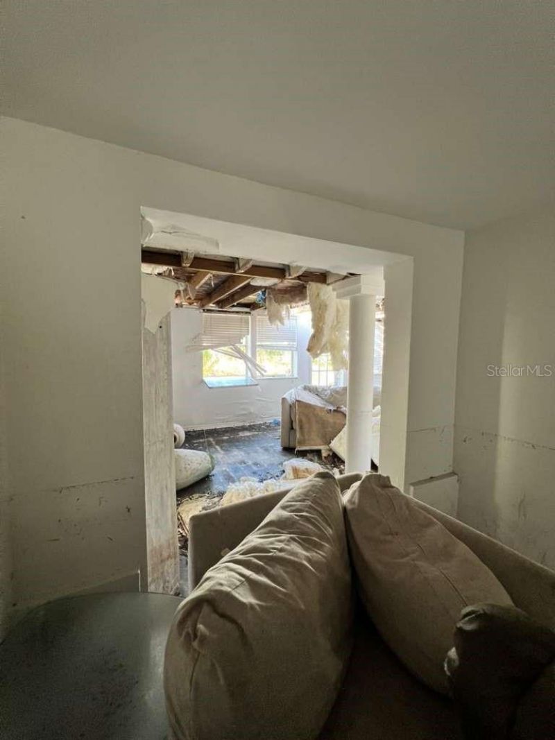 749 Siesta Drive , Sarasota, FL 34242 Photo