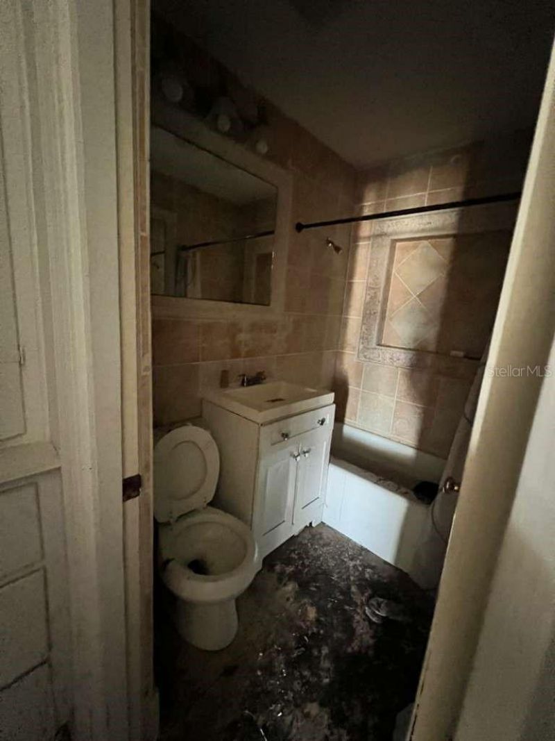 749 Siesta Drive , Sarasota, FL 34242 Photo