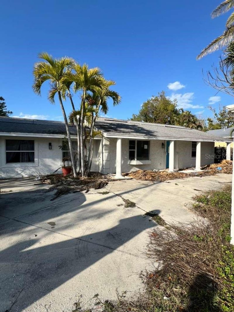 749 Siesta Drive , Sarasota, FL 34242 Photo