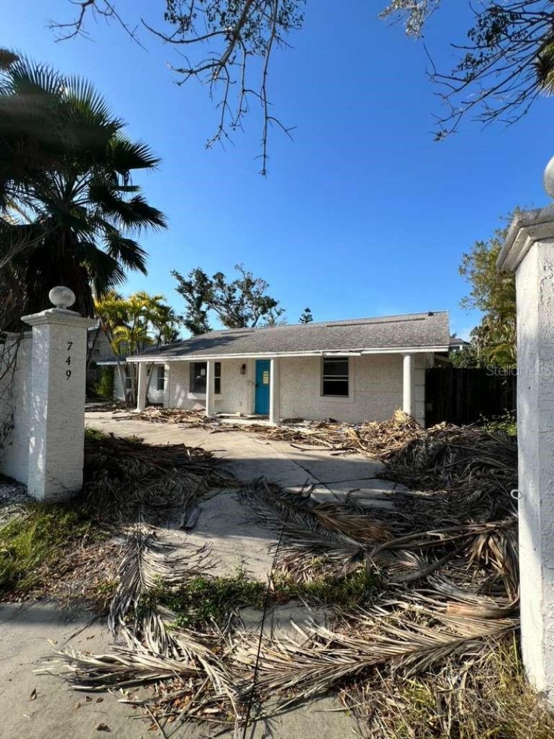 749 Siesta Drive , Sarasota, FL 34242 Photo