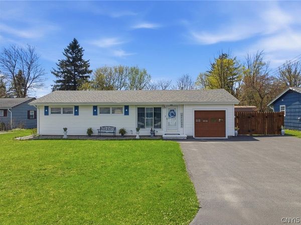 120 Frier Lane , Wampsville, NY 13163