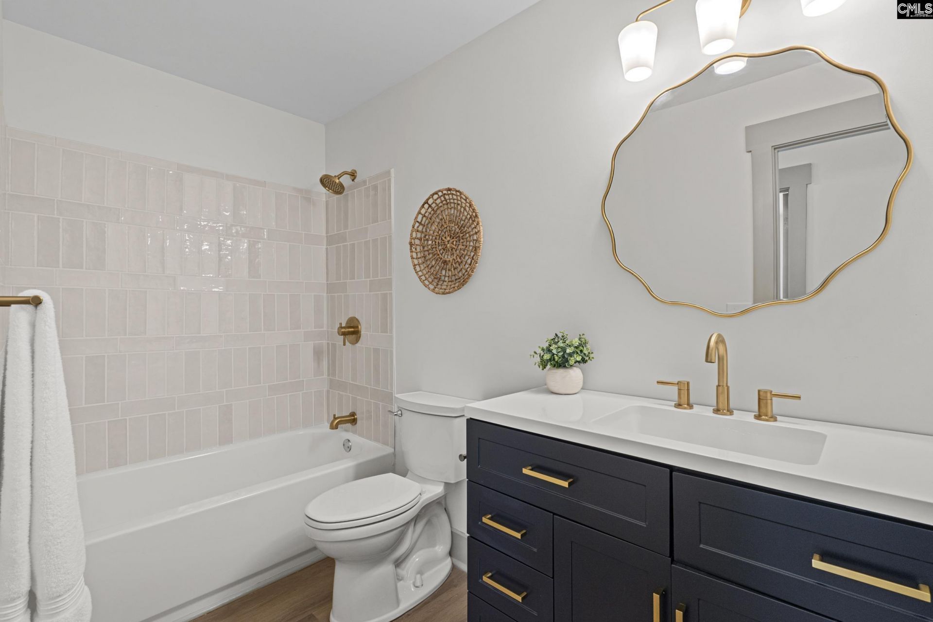 284 Crout Place  Photo 25