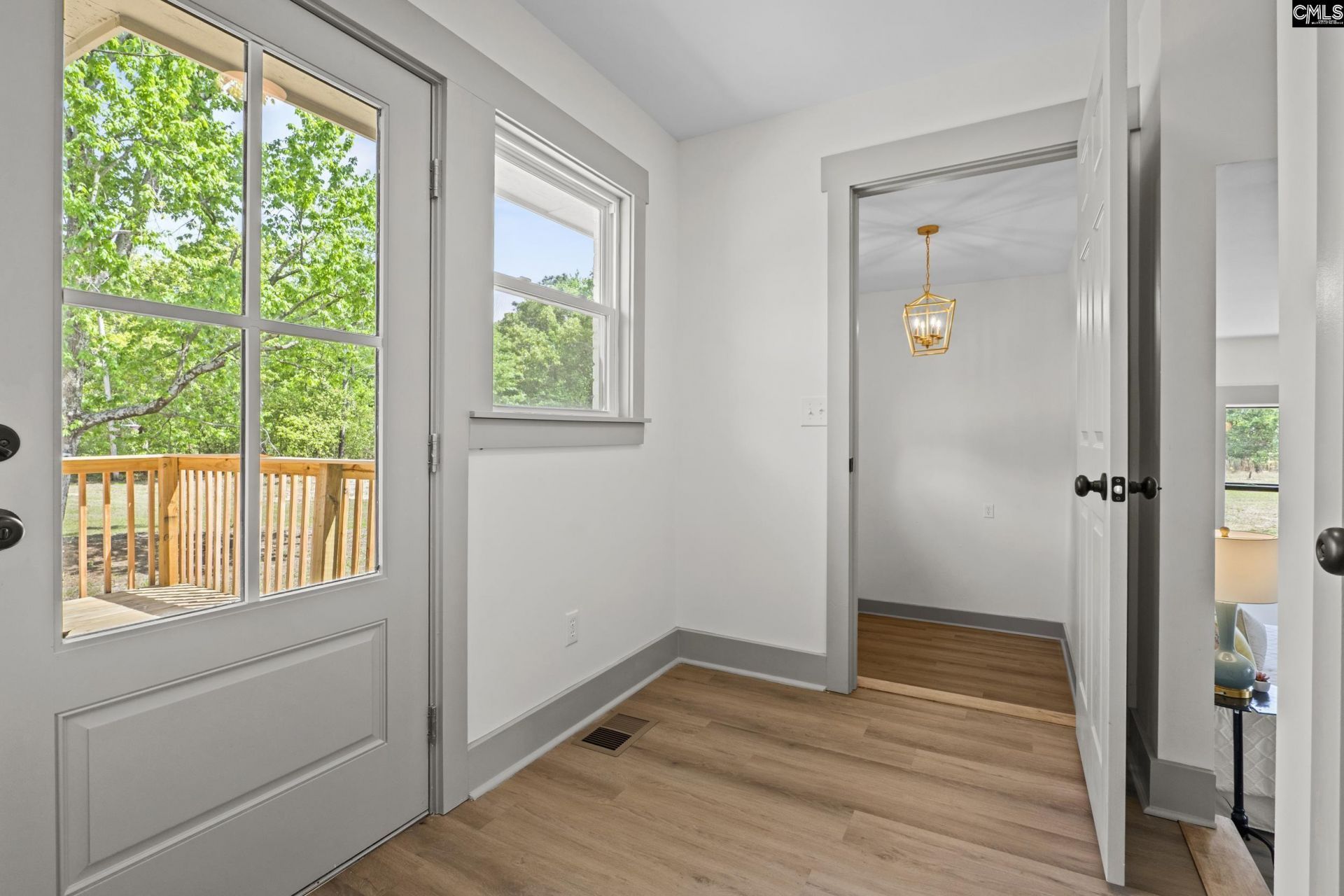 284 Crout Place  Photo 28