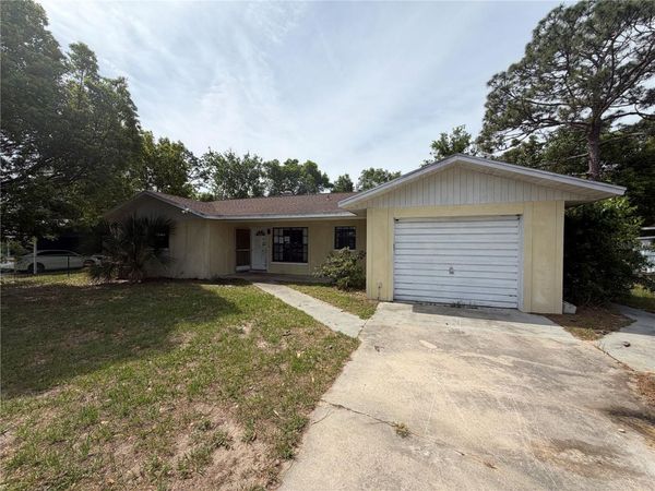 457 WATER ROAD , OCALA, FL 34472