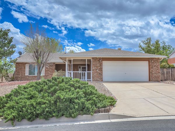 2173 Lema Road SE, Rio Rancho, NM 87124