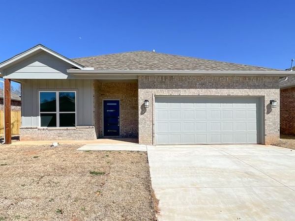 424 Remington Avenue, Jones, OK 73049