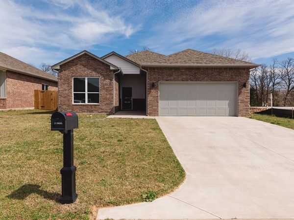 512 Remington Avenue, Jones, OK 73049
