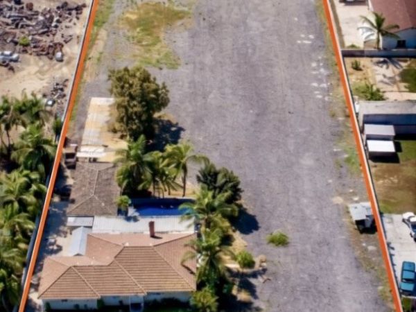 527 W Philadelphia, Ontario, CA 91762