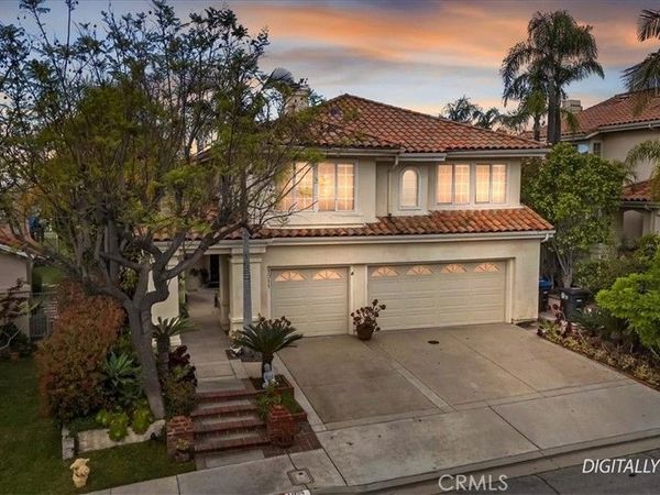 1011 Calle Azul, Glendale, CA 91208