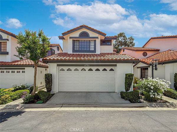 4786 Saltino Way , Oak Park, CA 91377