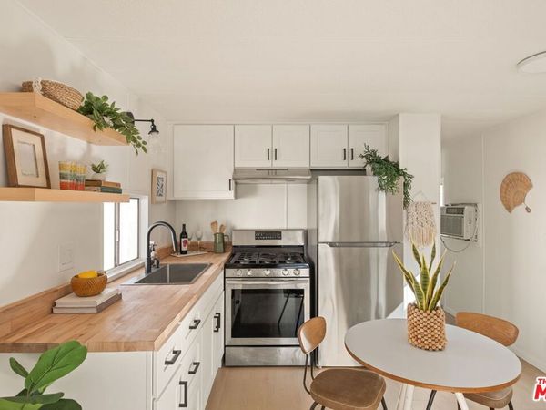 11250 Playa Street, Unit 82, Culver City, CA 90230