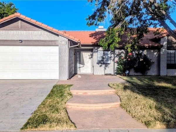 37734 Tackstem , Palmdale, CA 93552