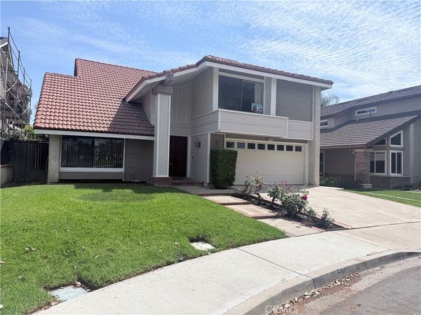 46 Christamon W, Irvine, CA 92620