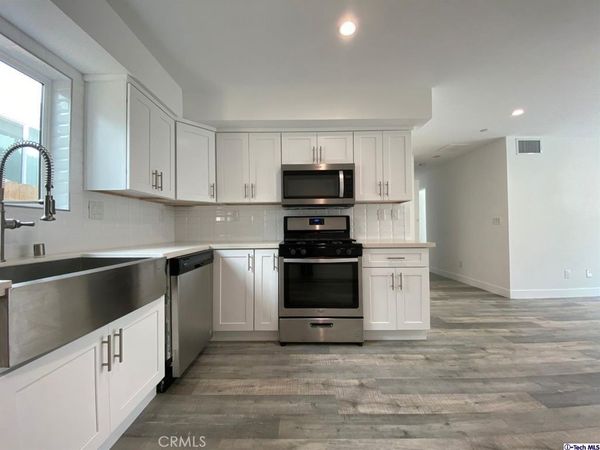 5645 Willowcrest , North Hollywood, CA 91601