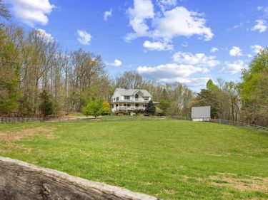 665 NEWPORT RD, Spotswood, VA 24476