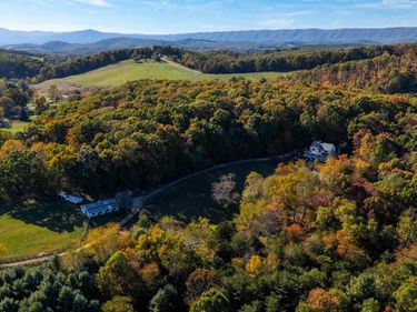 665 NEWPORT RD, Spotswood, VA 24476