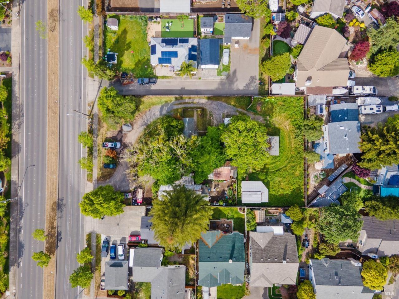 2457 Guerneville Road, Santa Rosa, CA 95403 Main Photo