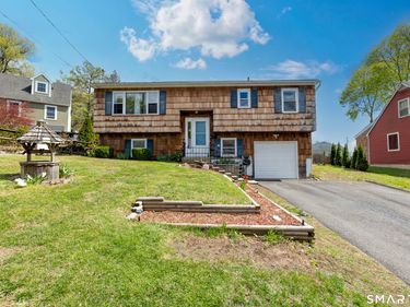 17 Pleasant , New Milford, CT 06776