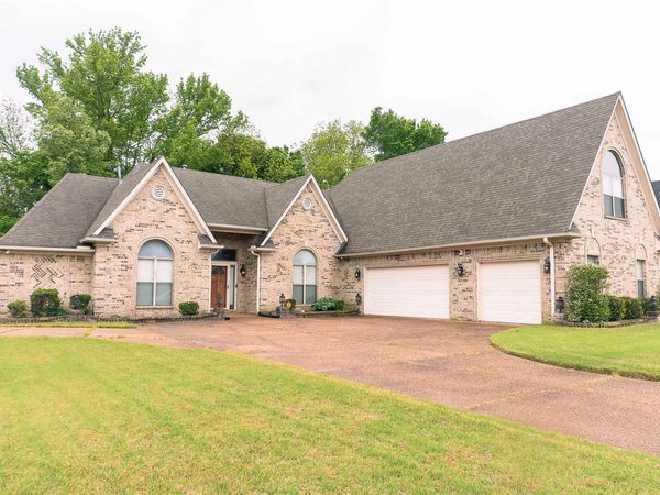 8499 FREIDEN TRL, Memphis, TN 38125