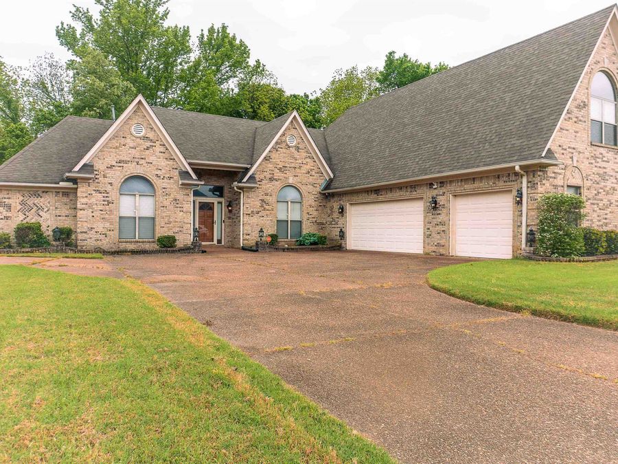 Property Image 4