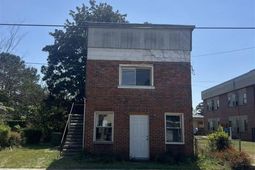 403 Chestnut St photo 4